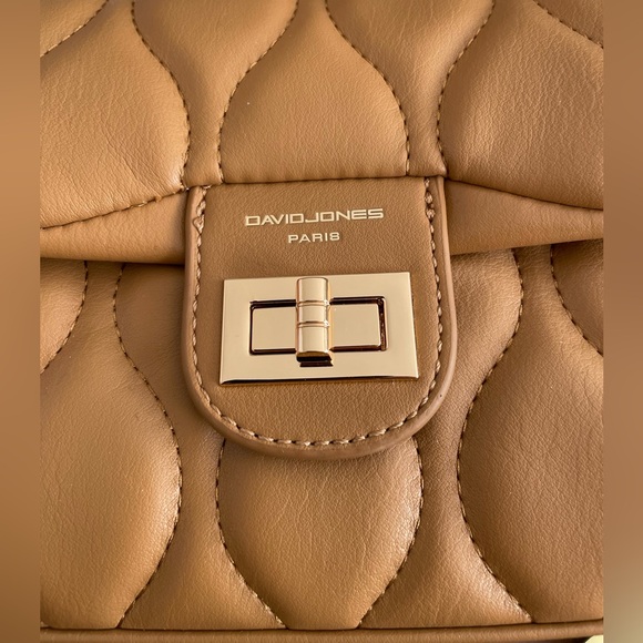 David Jones handbag 🌟 - Picture 3 of 7